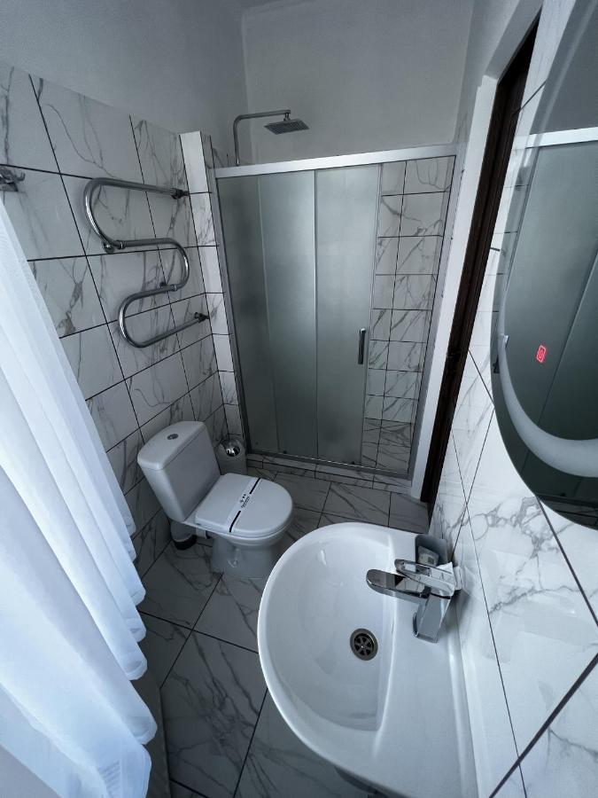 Hotel Zolotoy Fazan Mikołajów Zewnętrze zdjęcie