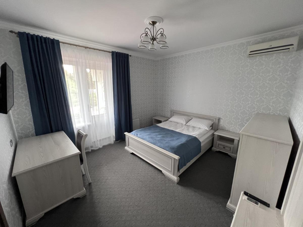 Hotel Zolotoy Fazan Mikołajów Zewnętrze zdjęcie